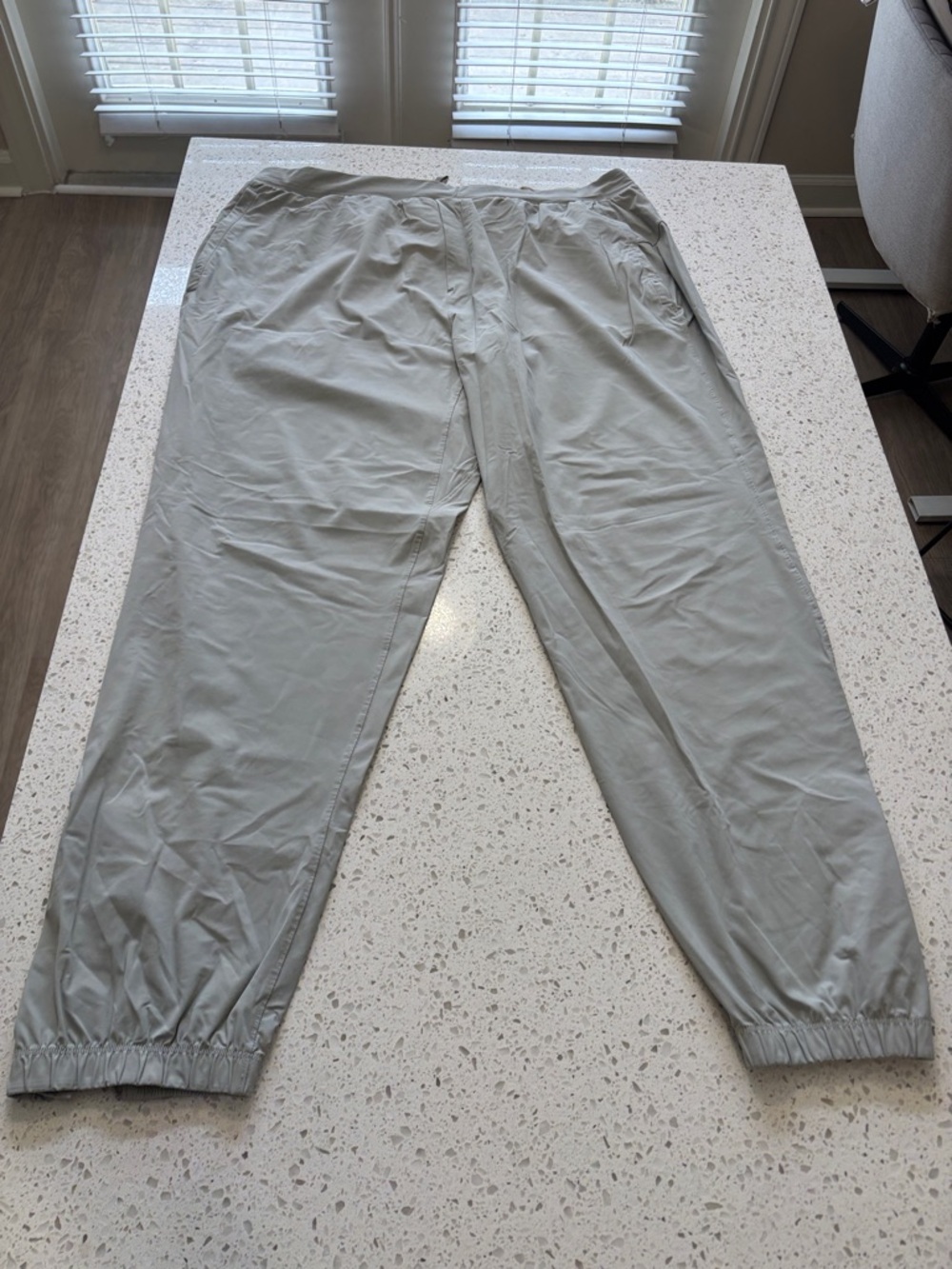 lululemon athletica Light Gray Elastic-Cuff Jogger Pants